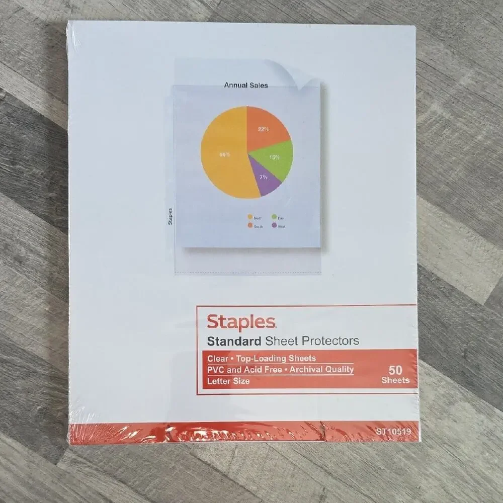 Staples Standard Sheet Protectors, 50